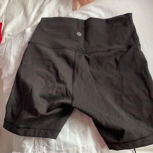LULULEMON BIKER SHORTS